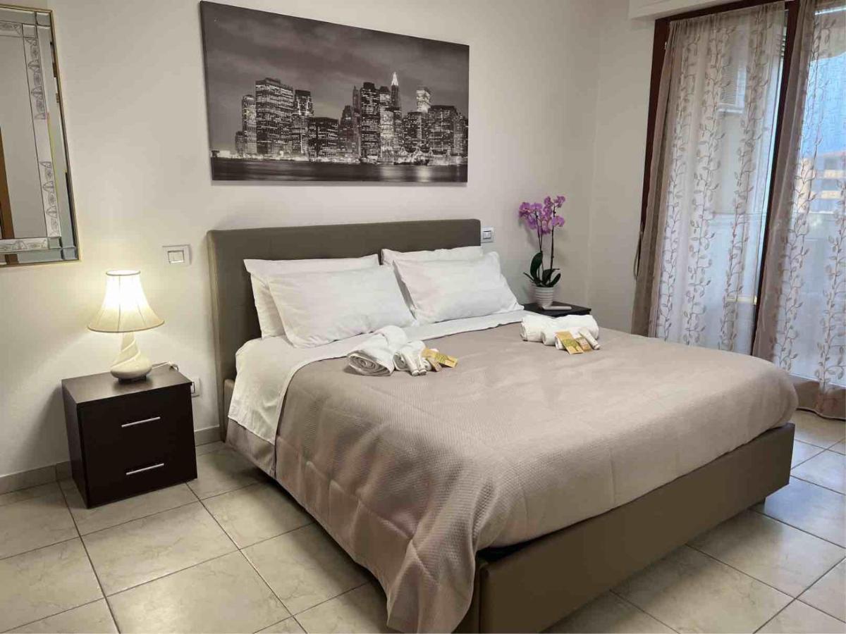 Апартаменти Casa Andrea A 1,5 Km Dal Mare! Куарту-Сант'Елена Екстер'єр фото