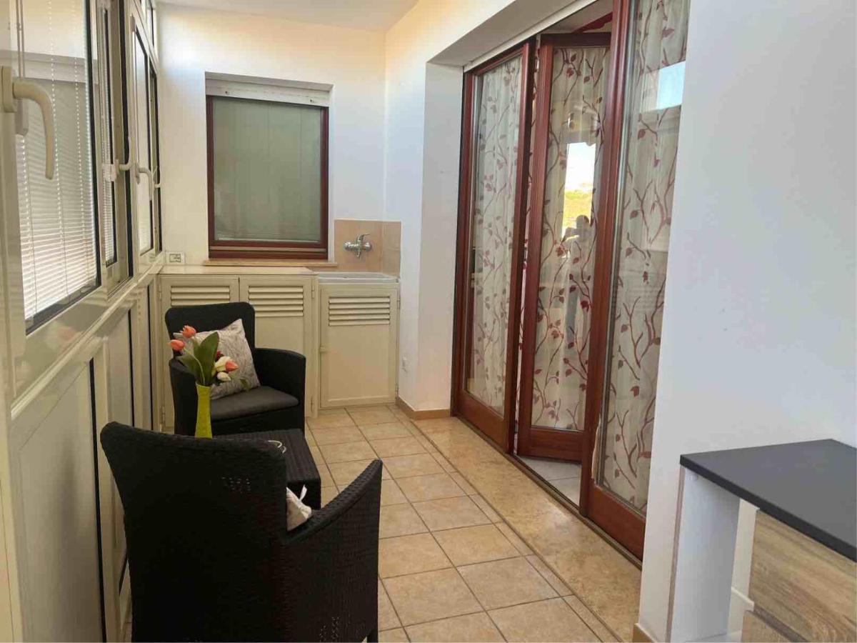 Апартаменти Casa Andrea A 1,5 Km Dal Mare! Куарту-Сант'Елена Екстер'єр фото
