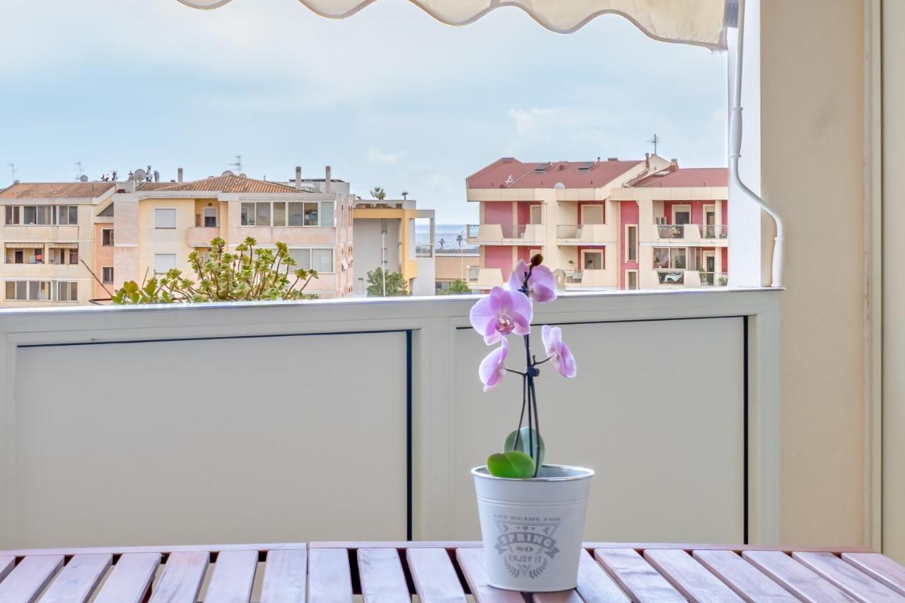 Апартаменти Casa Andrea A 1,5 Km Dal Mare! Куарту-Сант'Елена Екстер'єр фото
