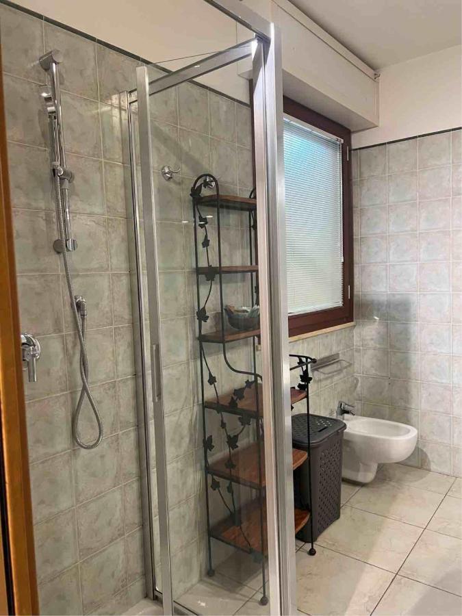 Апартаменти Casa Andrea A 1,5 Km Dal Mare! Куарту-Сант'Елена Екстер'єр фото